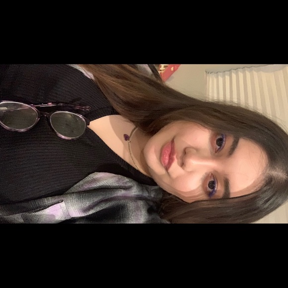 Meet your Posher, Clarissa - Picture 3 of 6